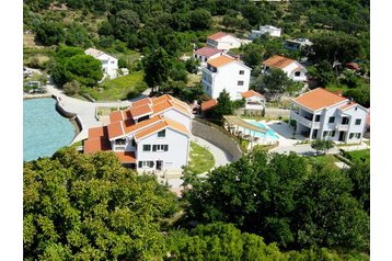 Šeiminis pensionas Kampor 6